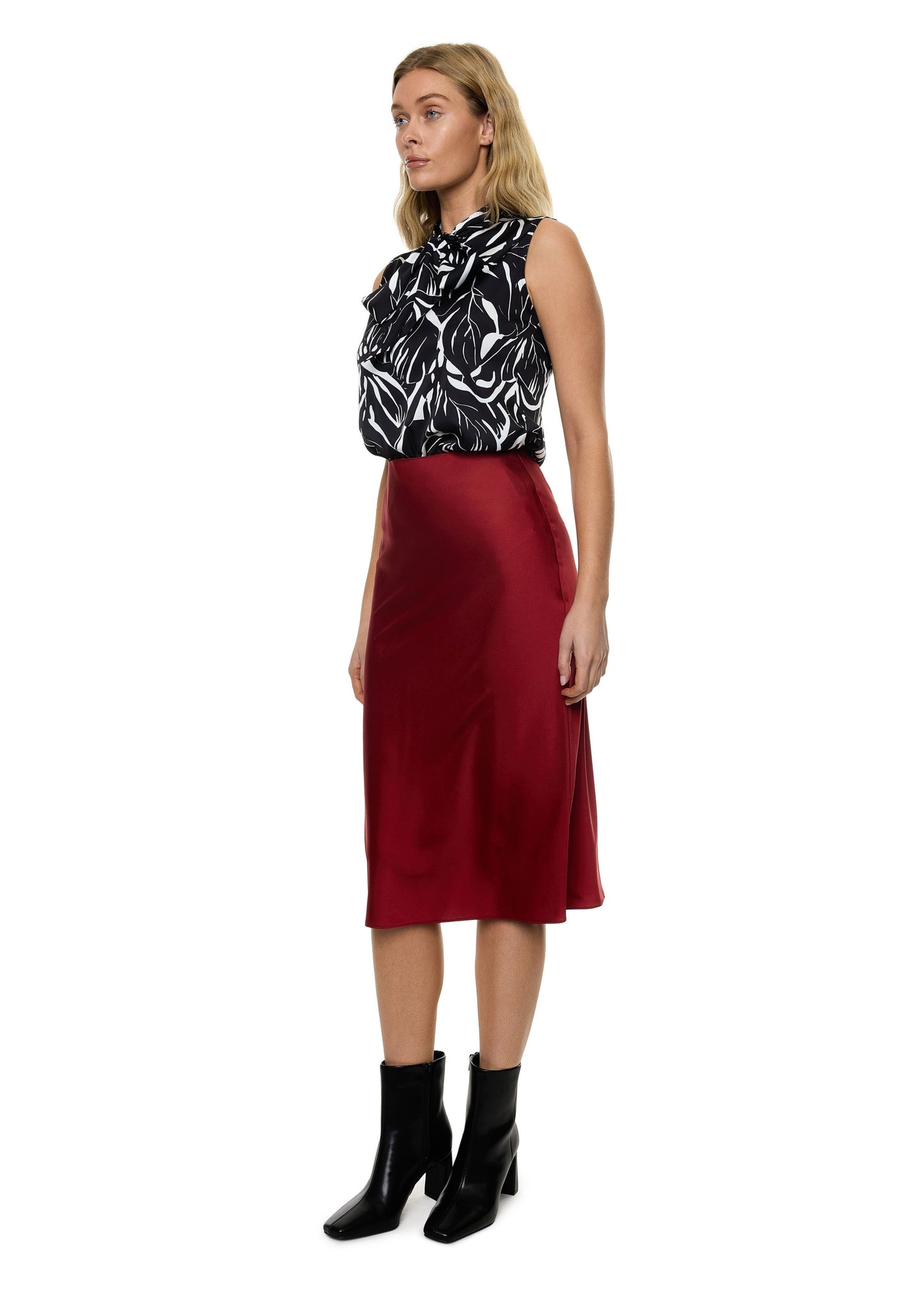 Bias Skirt (Solid)